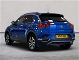 Volkswagen T-Roc Image 2