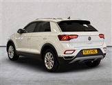 Volkswagen T-Roc Image 2