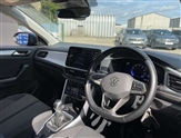 Volkswagen T-Roc Image 6