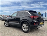 Volkswagen T-Roc Image 3