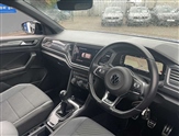 Volkswagen T-Roc Image 6