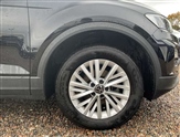 Volkswagen T-Roc Image 5