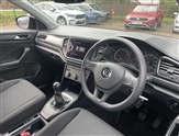 Volkswagen T-Roc Image 6