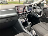 Volkswagen T-Roc Image 2