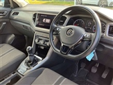 Volkswagen T-Roc Image 6