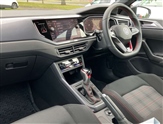 Volkswagen T-Roc Image 2
