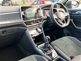 Volkswagen T-Roc Image 2