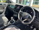 Volkswagen T-Roc Image 6