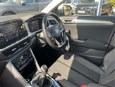 Volkswagen T-Roc Image 2