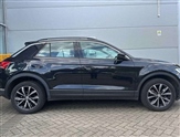 Volkswagen T-Roc Image 4