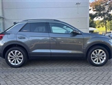 Volkswagen T-Roc Image 4