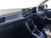 Volkswagen T-Roc Image 2
