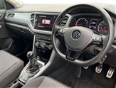 Volkswagen T-Roc Image 6