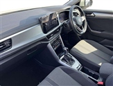 Volkswagen T-Roc Image 2