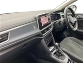 Volkswagen T-Roc Image 2