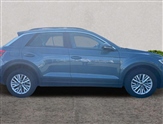Volkswagen T-Roc Image 4