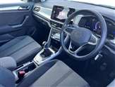 Volkswagen T-Roc Image 6