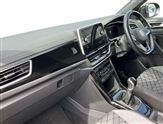 Volkswagen T-Roc Image 2