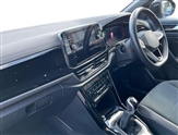 Volkswagen T-Roc Image 2