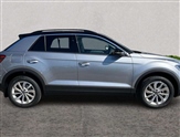 Volkswagen T-Roc Image 4