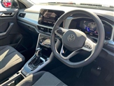 Volkswagen T-Roc Image 6