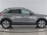 Volkswagen T-Roc Image 4