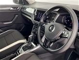 Volkswagen T-Roc Image 6