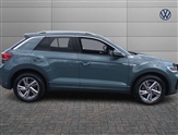 Volkswagen T-Roc Image 4