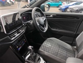 Volkswagen T-Roc Image 2