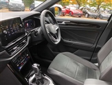 Volkswagen T-Roc Image 2