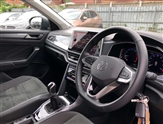 Volkswagen T-Roc Image 6