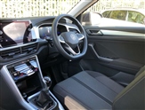 Volkswagen T-Roc Image 2