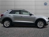Volkswagen T-Roc Image 4