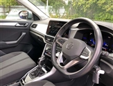 Volkswagen T-Roc Image 6