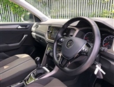 Volkswagen T-Roc Image 6