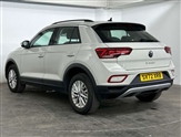 Volkswagen T-Roc Image 3