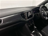 Volkswagen T-Roc Image 2