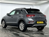 Volkswagen T-Roc Image 3