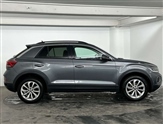 Volkswagen T-Roc Image 4