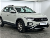 Volkswagen T-Roc Image 1