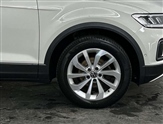 Volkswagen T-Roc Image 5