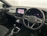 Volkswagen T-Roc Image 6