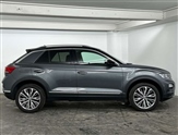 Volkswagen T-Roc Image 4
