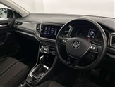 Volkswagen T-Roc Image 6