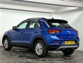 Volkswagen T-Roc Image 3