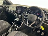 Volkswagen T-Roc Image 6