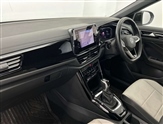 Volkswagen T-Roc Image 2