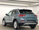 Volkswagen T-Roc Image 3
