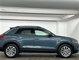 Volkswagen T-Roc Image 4