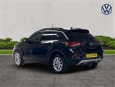 Volkswagen T-Roc Image 2